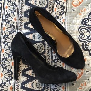 Jessica Simpson pumps